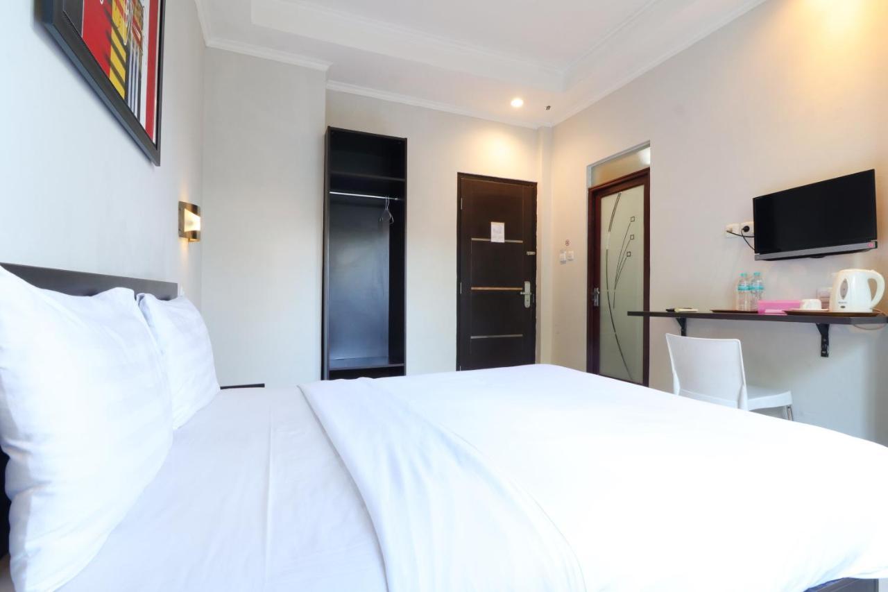 Urbanview Hotel Grand Malabar Bandung Exteriör bild