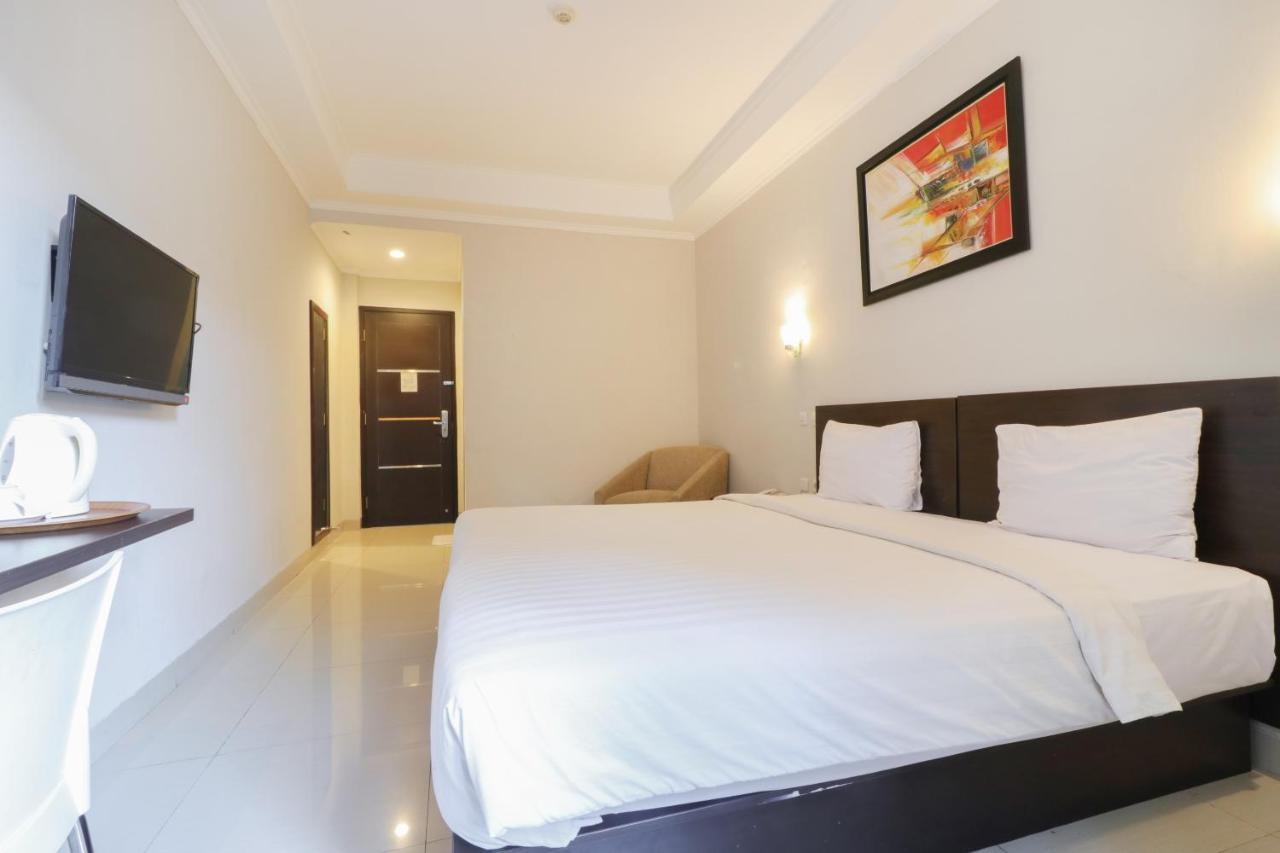 Urbanview Hotel Grand Malabar Bandung Exteriör bild