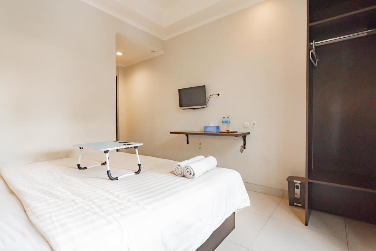 Urbanview Hotel Grand Malabar Bandung Exteriör bild