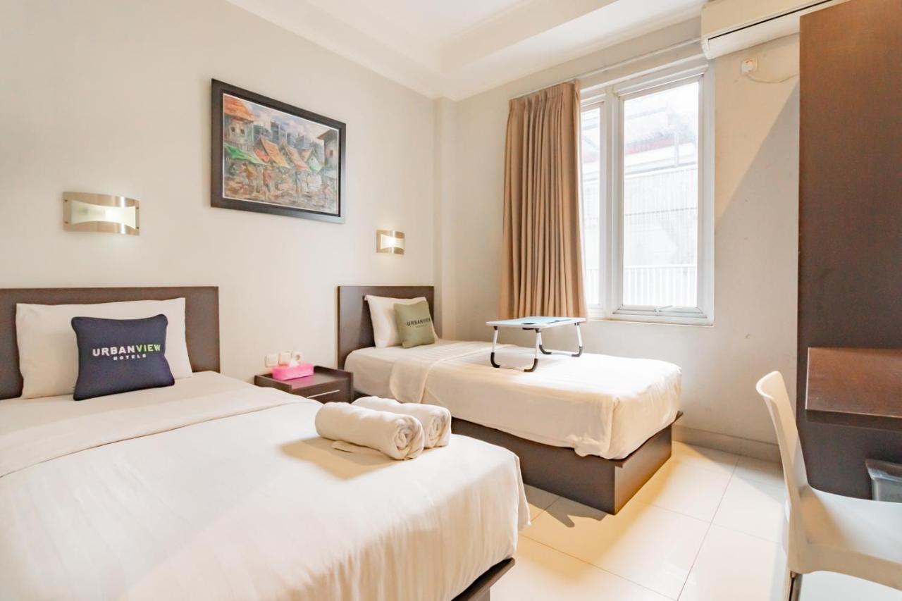 Urbanview Hotel Grand Malabar Bandung Exteriör bild