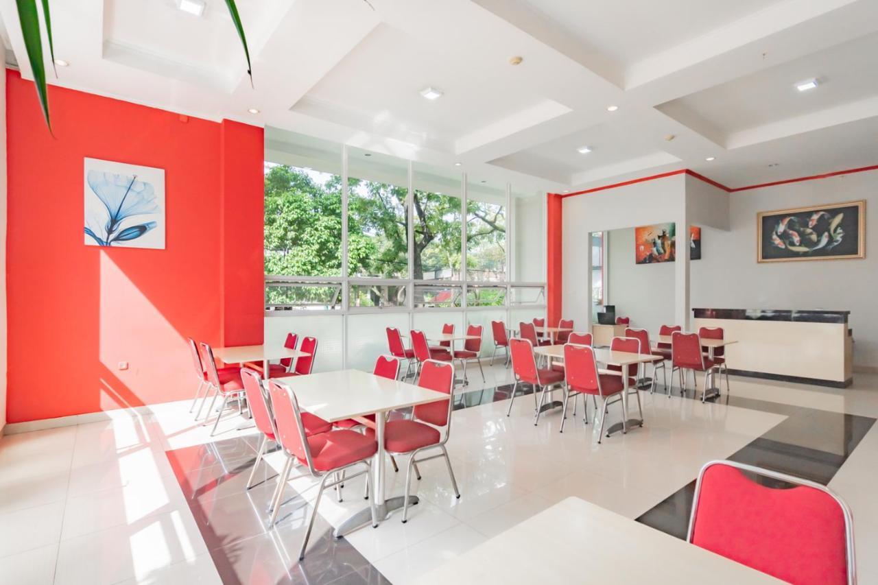 Urbanview Hotel Grand Malabar Bandung Exteriör bild