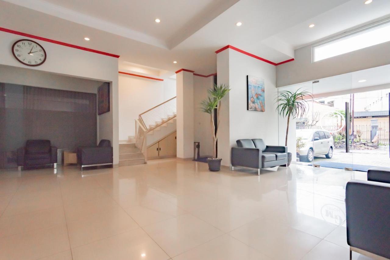Urbanview Hotel Grand Malabar Bandung Exteriör bild