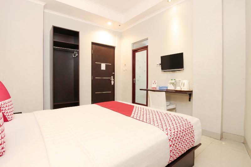 Urbanview Hotel Grand Malabar Bandung Exteriör bild