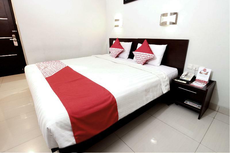 Urbanview Hotel Grand Malabar Bandung Exteriör bild